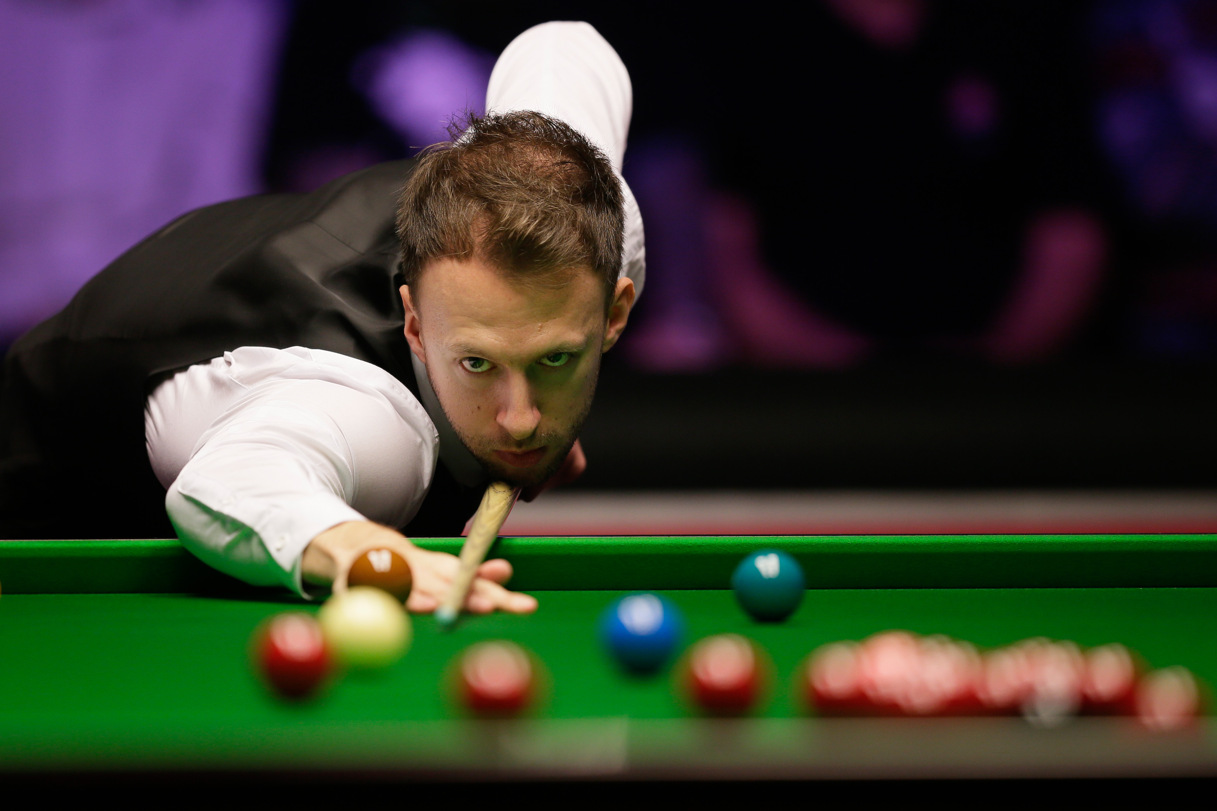 她在面对评 她在面对评